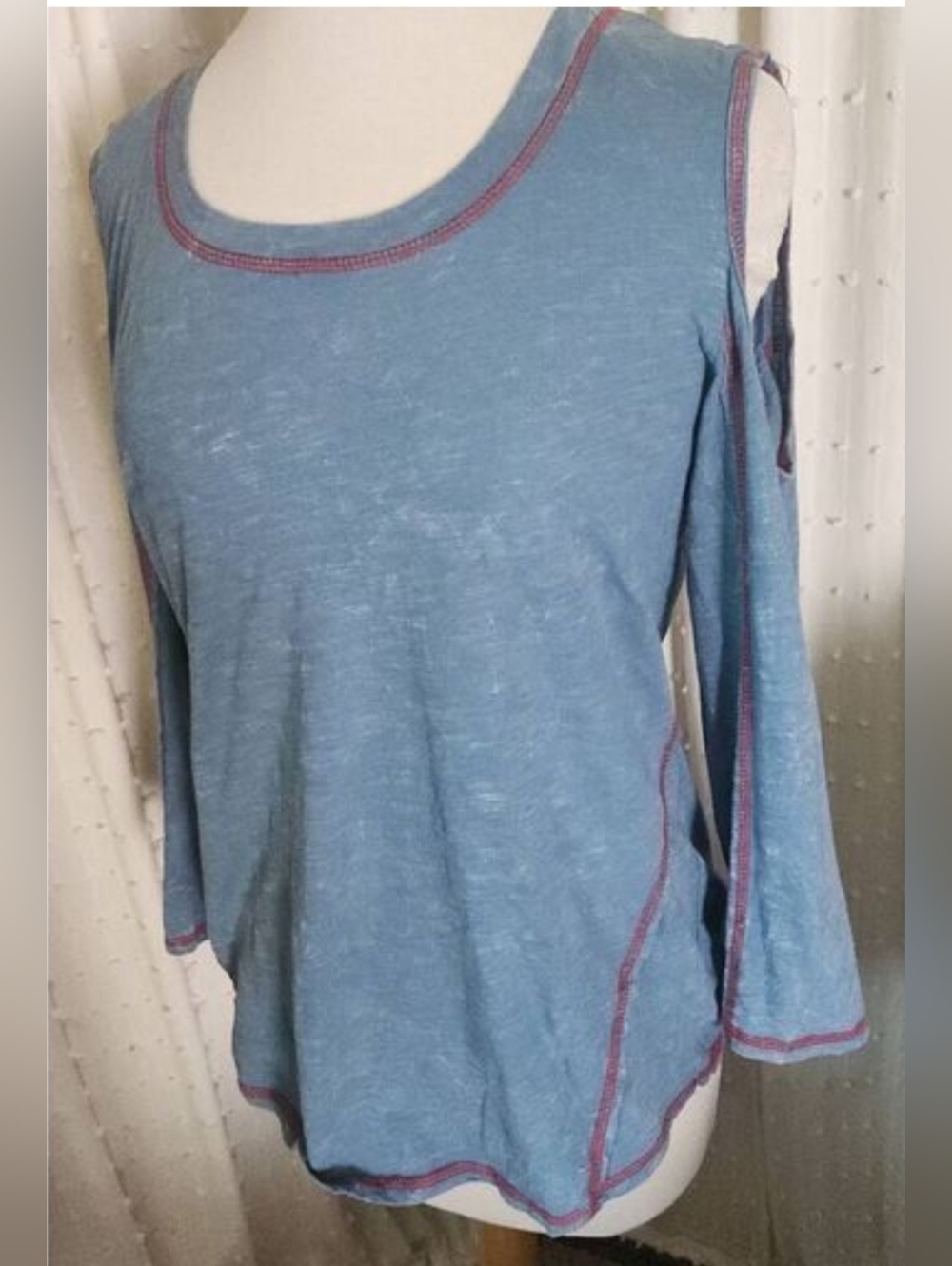 Panhandle Light Blue Knit cold shoulder long sleeve top w red stitching